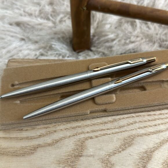 Vtg Parker Classic Ballpoint Pen & Pencil Set Stainless Steel Gold Tone Arrow - Picture 14 of 17